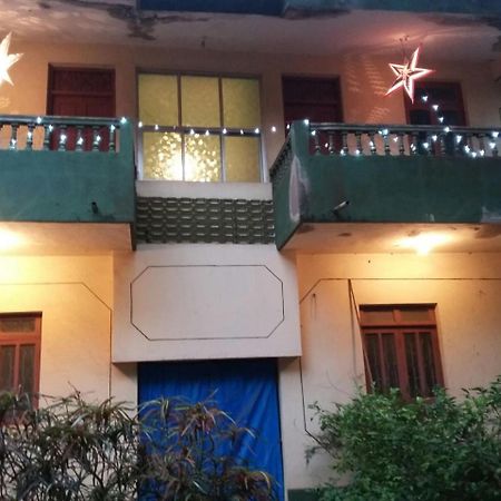 בנולים J & B Holiday Homes מראה חיצוני תמונה